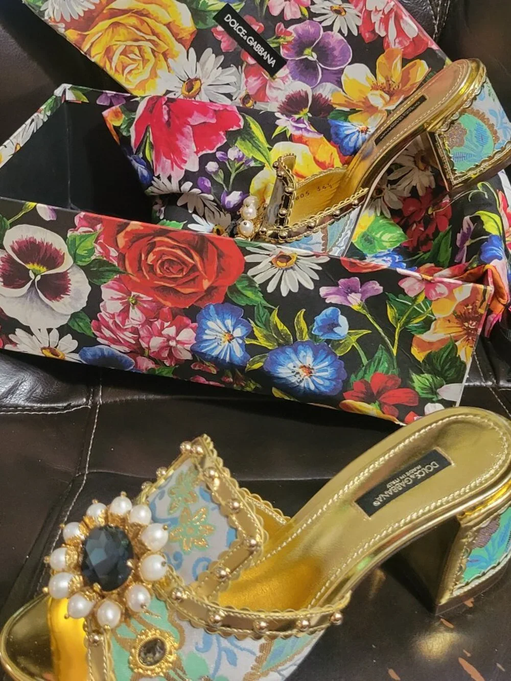 Dolce & Gabbana Slides: Gold - Picture 1 of 4